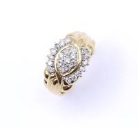 Auktion 352 / Los 1160 <br>Goldring 0.585 mit 23 Diamanten zus.ca. 0,40ct., 5,7g., RG 55