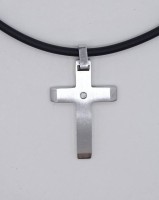 Los  <br>Kreuzanhänger aus Edelstahl besetzt mit kleinem klaren Steinen an Kunststoffband, L. Kreuz: 4,3 cm, Halsband: 41,5 cm, leichte Tragespuren