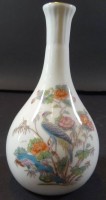 Los  <br>kl. Vase "Wedgwood" Kutani Crane, H-13 cm