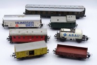 Auktion 335 / Los 12037 <br>Konvolut Waggons, Trix und Märklin, ein Travo, Alters- und Gebrauchsspuren