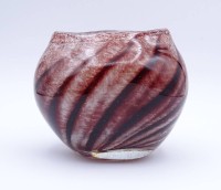 Los  <br>braune Glasvase, wohl Murano, H. 9,0cm, 10x8cm