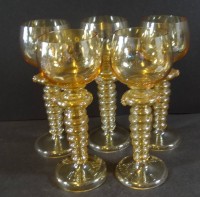 Los  <br>5x hohe Weinrömer, orange, H-19 cm, 1x Stand, 1x Rand bestossen