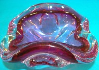 Los  <br>gr. schwerer Kunstglas-Aschenbecher, H-8 cm, 19x14 cm