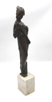 Auktion 344 / Los 15243 <br>hohe Bronze Jan HÁNNA (1927-1994), 1969, aus der Serie "Die neun Musen", signiert, auf Steinsockel, ca. H-53cm.