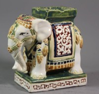 Auktion 344 / Los 15583 <br>figürlicher Ascher, indischer Elefant, H-14cm B-14cm.