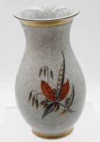 Auktion 346 / Los 8012 <br>kl. Vase, Royal Copenhagen, Craquelée, Nr. 2782, florale Bemalung, H-18cm.