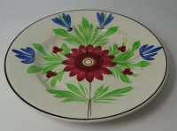 Auktion 350 / Los 9035 <br>Teller "Saargmünd" mit Blumenmalerei, D-24 cm