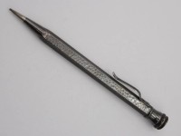 Auktion 347 / Los 11013 <br>Druckbleistift, 900er Silber, älter, 14,3gr., L-12,2cm.