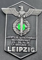 Auktion 347 / Los 7027 <br>Metall-Abzeichen "3.Deutsche Gepäckmarsch-Meisterschaft" 25+26.4.1936"