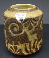 Auktion 348 / Los 9033 <br>kl. Vase, Bornholmer Keramik, orig. Etikett, H-10 cm