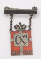 Auktion 348 / Los 1012 <br>sogen. Königsabzeichen, Georg Jensen, Sterling, 4,4gr., 3 x 2,2cm