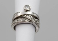 Auktion 348 / Los 1049 <br>925er Silber-Ring, besetzt mit klaren Steinen, 9,4gr., RG 55