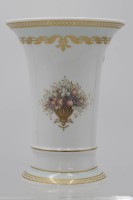 Auktion 348 / Los 8176 <br>Kratervase, Kaiser, Musette, Design Nossek, ca. H-15cm