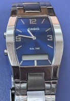 Auktion 348 / Los 2076 <br>Quartz Armbanduhr "Casio" Dual Time, 1301, orig. Band, sehr gut erhalten