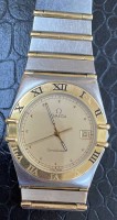 Auktion 349 / Los 2004 <br>HAU "Omega Constellation" Stahl/Gold-750-, orig. Band, Quartzwerk läuft, D-33 mm, Saphirglas, guter Zustand