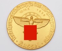 Auktion 349 / Los 7039 <br>gr. Leichtmetall-Medaille, Reichswettkämpfe des NS-Fliegerkorps Kassel 12.-14.8.1938, goldfarben, original???, D-8,2cm