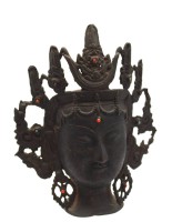 Auktion 349 / Los 15532 <br>Buddha-Büste, wohl Tibet, Bronze mit Steinbesatz (viele fehlen), ca, H-25cm