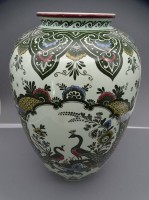 Auktion 350 / Los 8006 <br>Bodenvase "Villeroy&amp;Boch" Päon, H-38 cm, handbemalt