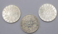 Auktion 350 / Los 6020 <br>3x div. 50 Schilling Münzen, Österreich, 1972/74, zus. 59,5gr., D-3,4cm