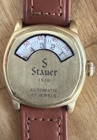 Auktion 350 / Los 2022 <br>Automatikuhr "Stauer1930" 21 Jewels, Lederband, Werk läuft, verso Nr. 16633