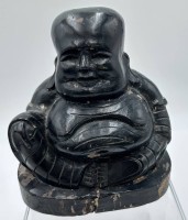 Auktion 350 / Los 15504 <br>Holz Buddha unter Farbe, wohl China, Alter? H-17 cm, B-17 cm