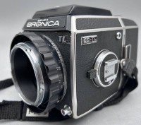 Auktion 350 / Los 16099 <br>Zenza Bronica EC TL Black Scarce 6x6 Body ohne Objektiv