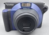 Auktion 350 / Los 16100 <br>FUJIFILM INSTAX 100 Sofortbild -Kamera, optisch gut erhalten, nicht überprüft