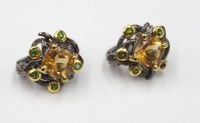 Auktion 351 / Los 1010 <br>Paar Ohrstecker, Silber, Citrine und Diopside , ca. 3,4gr., 1x Diopsid fehlt