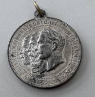 Auktion 351 / Los 6008 <br>Medaille "Drei Kaiser-Jahr 1888", versilbert, Altersspuren