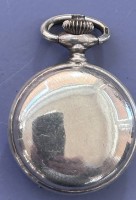 Auktion 351 / Los 2072 <br>kl. Damen-Sprungdeckel-Taschenuhr, Quartz, D-2,5 cm