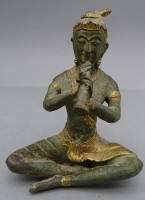 Auktion 351 / Los 15529 <br>Tempelmusiker, feuervergoldete Bronze, wohl Thailand, 10x8 cm