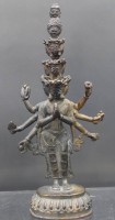 Auktion 351 / Los 15531 <br>Bronze der Avalokitesvara - 11 Köpfige Figur mit 8 Armen ,