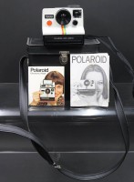 Auktion 352 / Los 16039 <br>Polaroid-Kamera, 1000 in Tasche, Anleitung anbei, Funktion nicht  geprüft