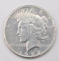 Auktion 352 / Los 6050 <br>ein Peace -Dollar von1923 , Silber 26,5 gr. , D- 3,8cm