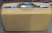 Auktion 353 / Los 13023 <br>Vintage kl. "Samsonite" Koffer, gut erhalten, ca. 48x56 cm