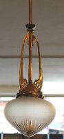 Auktion 353<br>Jugendstil-Deckenlampe, Messing, Glasschirm, guter Zustand, ca. L-90cm