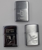 Auktion 354 / Los 16004 <br>3x div. Zippo-Feuerzeuge