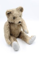 Auktion 354 / Los 12045 <br>alter Teddy, bespielte Erhaltung, Kippstimme defekt, H-47cm