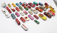 Auktion 354 / Los 12048 <br>39x div. Druckguss-Modelle, u.a. Dinky, Corgi, Matchbox, bespielte Erhaltungen