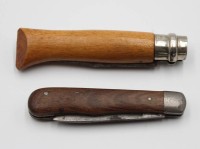 Auktion 354 / Los 16029 <br>Paar alte Taschenmesser, 1x Frankreich, Altrsspuren, ca. L-18,5cm