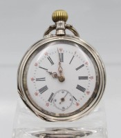 Auktion 355 / Los 2017 <br>Taschenuhr um 1910/20, Kronenaufzug, Werk läuft, Silbergehäuse dieses lässt sich nicht öffnen?, D-4,7cm