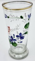 Auktion 355 / Los 10023 <br>vintage Trinkglas "Prosit Emaillemalerei Blumen, H-14 cm, Goldrand berieben