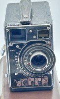 Auktion 355 / Los 16028 <br>Film Kamera" SIEMENS ".. type "C" - 16 m/m - 1934 / 37  in Leder-Tasche mit Belichtungsmesser und Ersatz-Magazin, sehr gut erhalten