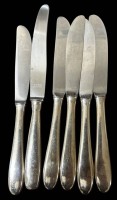 Auktion 355 / Los 11034 <br>6 Menumesser mit Silber-800- Griffen, L-19cm, 1x länger