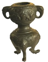 Auktion 355 / Los 15533 <br>Bronze Räucherkoro oder ähnliches, wohl China?, auf Holzständer, H-13 cm