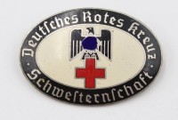 Auktion 355 / Los 7040 <br>Abzeichen, Deutsches Rotes Kreuz, Schwesternschaft, wohl 3. Reich, verso "C.T.D.", Nr. 2857