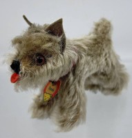 Auktion 355 / Los 12039 <br>kl. Steiff Hund "Tessie" nur Schild, H-9 cm