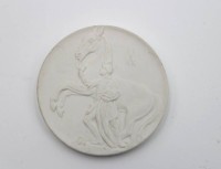 Auktion 356 / Los 8018 <br>Meissen-Medaille, Weißporzellen. Reiterdarstellung, 1x kl. Chip, D-8cm