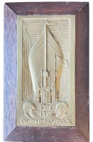 Auktion 356 / Los 15003 <br>Richard LUKSCH (1872-1936)  Bronze Plakette "Werft Blohm&amp;Voss" 50 Jahre 1877-1927, in Holzrahmen, 22x13 cm