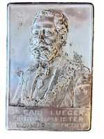 Auktion 356 / Los 15025 <br>versilb. Plakette "Dr. Karl  Luegner" Bürgermeister von Wien, 1949, 17x11,5 cm